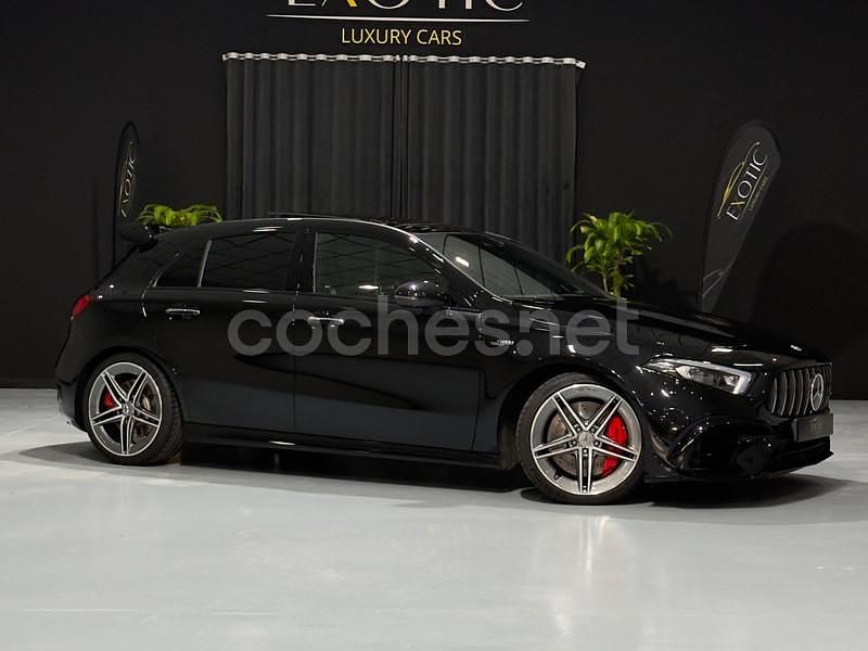 Negro Usado 2023 Mercedes A45 AMG Premium Berlina | 73.900 € - Imagen 1/4