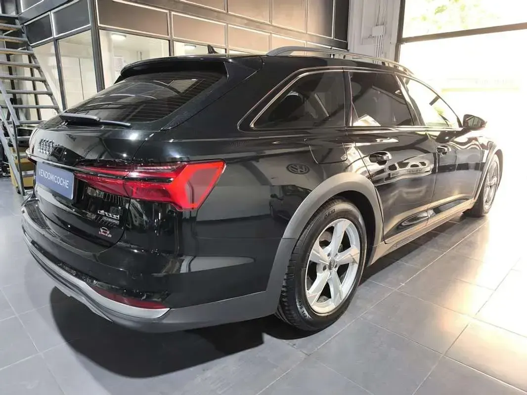 Usado Audi A6 Allroad 286 CV (210 kW) 2021 Negro Familiar