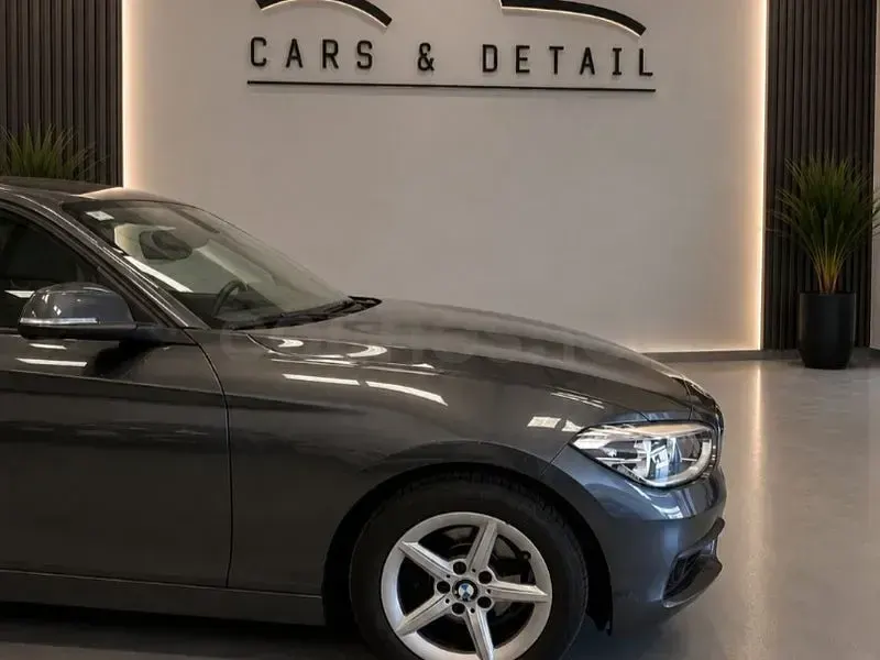 Usado BMW 116 Efficient Dynamics 116 CV (85 kW) 2016 Gris / plata Utilitario