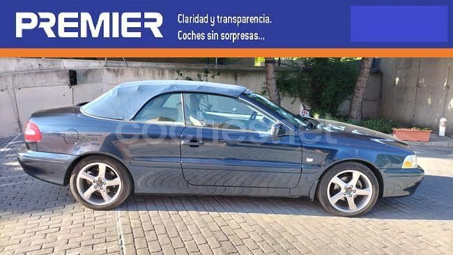 Käytetty Volvo C70 246 HP (180 kW) 2003 Sininen Avoauto