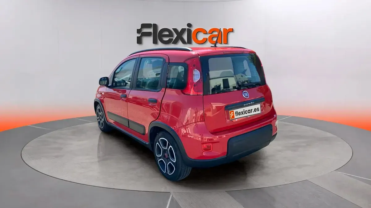 Usado Fiat Panda City Life 70 CV (51 kW) 2022 Rojo Utilitario