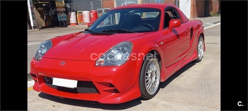 Usado Toyota MR2 140 CV (102 kW) 2005 Rojo Descapotable