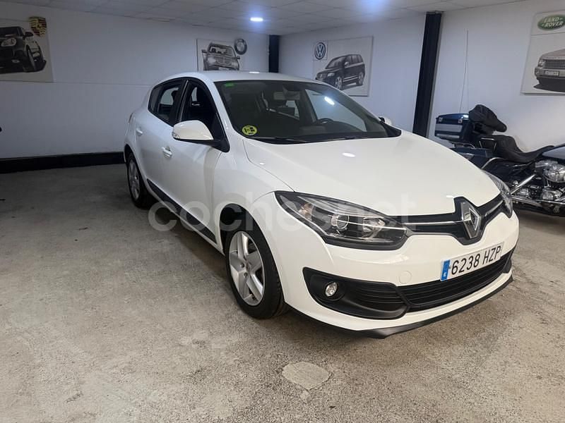 Blanco Usado 2014 Renault Mégane III LIMITED Berlina | 8750 € (Precio justo) - Imagen 1/4
