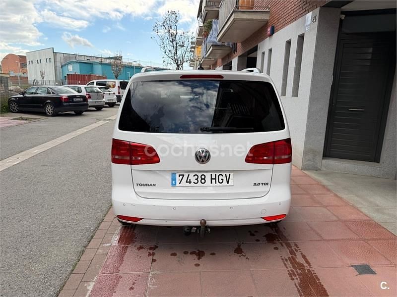 Usado VW Touran Advance 140 CV (102 kW) 2011 Blanco Monovolumen