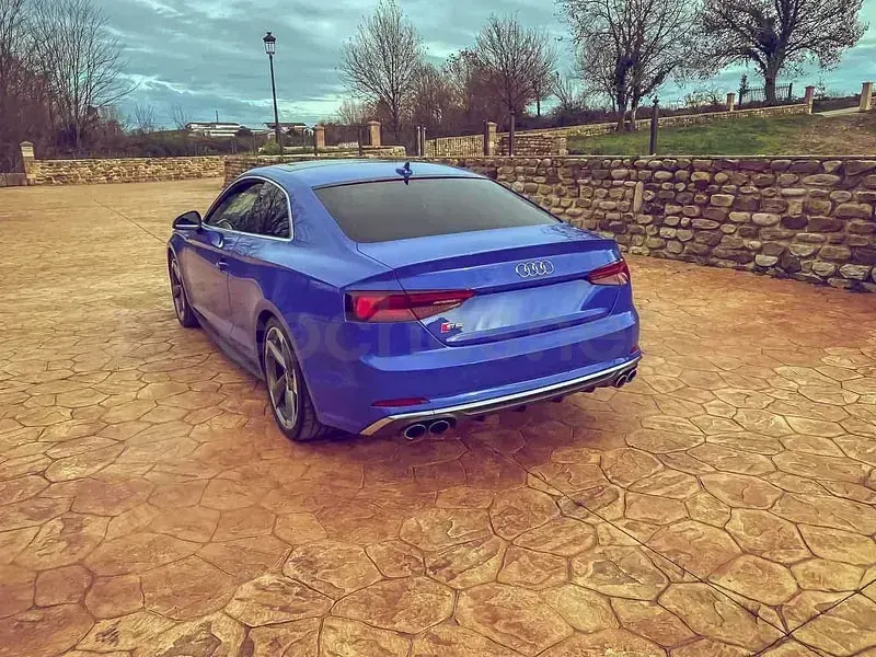 Usado Audi A5 354 CV (260 kW) 2017 Azul Coupe
