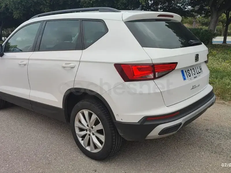Usado Seat Ateca Style 150 CV (110 kW) 2021 Blanco SUV