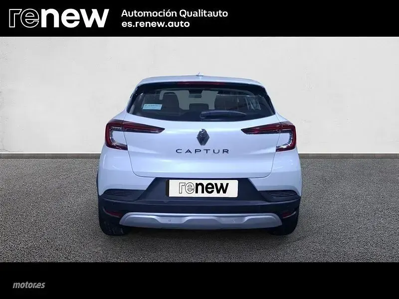 Usado Renault Captur Intens 140 CV (102 kW) 2022 Blanco SUV