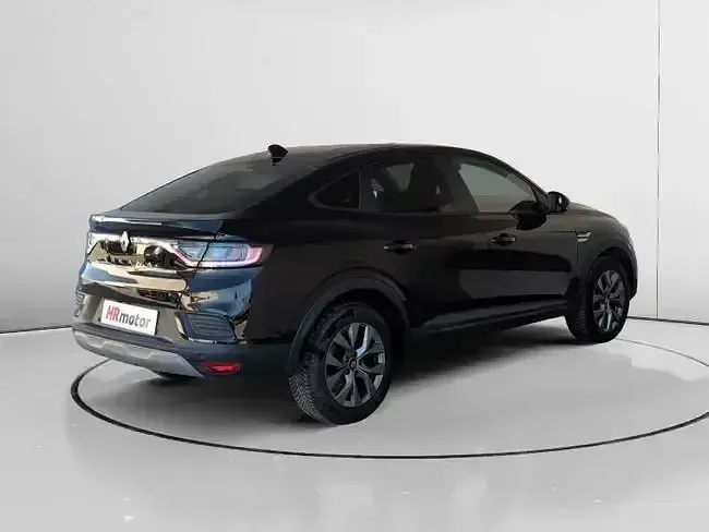 Usado Renault Arkana Evolution 140 CV (102 kW) 2026 Negro SUV