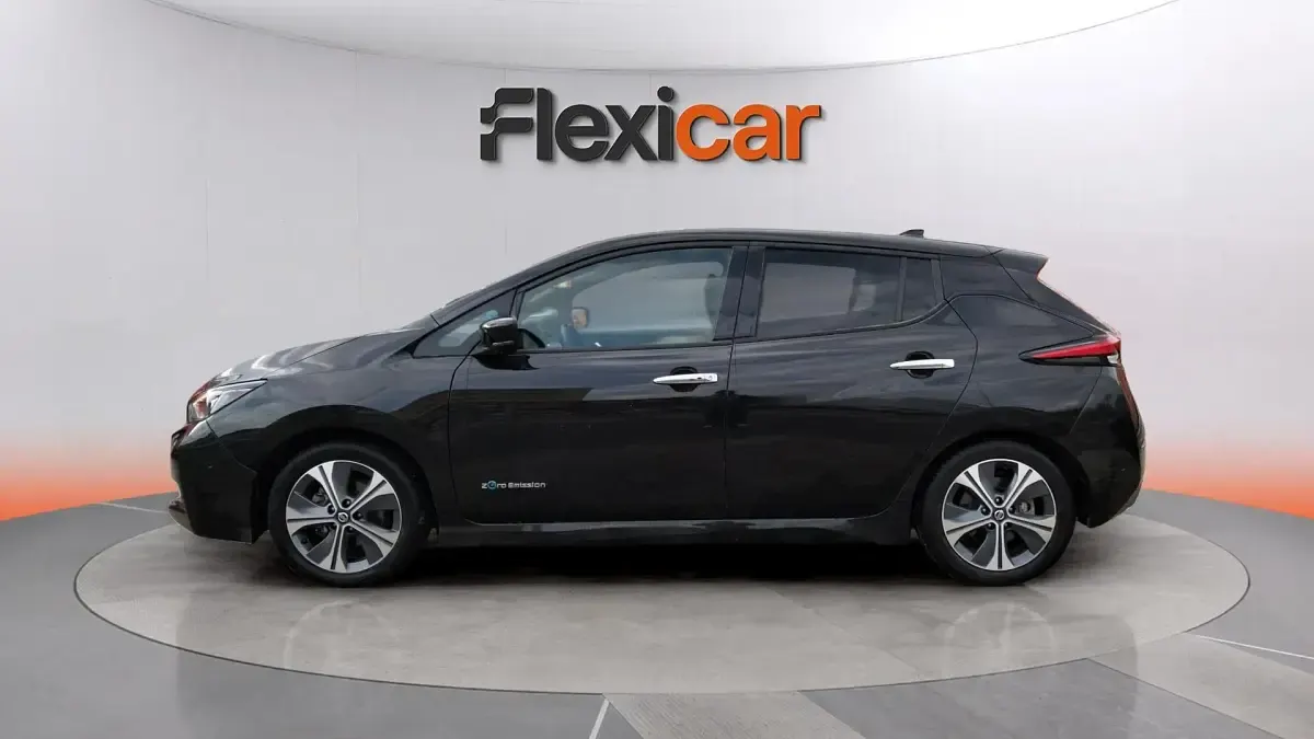 Usado Nissan Leaf Acenta 160 kW (218 CV) 2018 Negro Utilitario