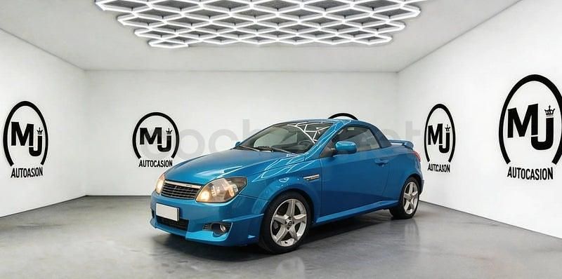 Usado Opel Tigra Sport 90 CV (66 kW) 2006 Azul Descapotable