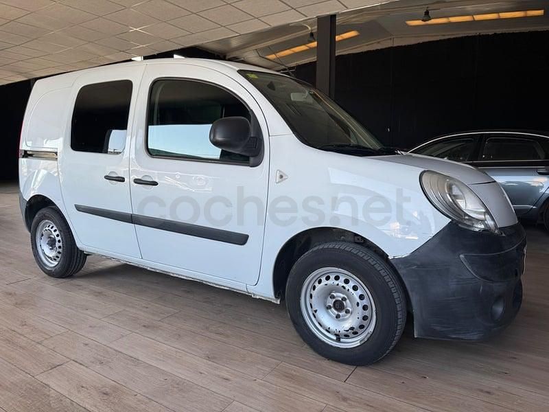 Usado Renault Kangoo 90 CV (66 kW) 2013 Blanco Monovolumen