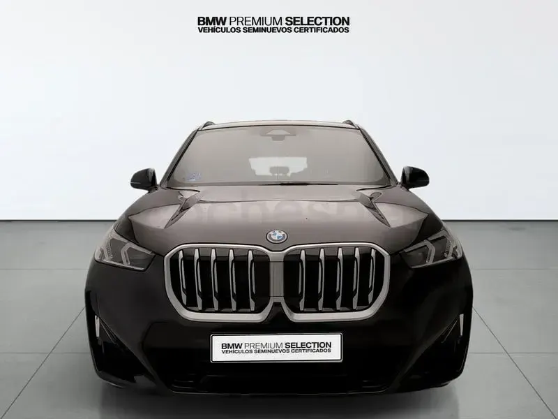Käytetty BMW X1 Comfort Edition 245 HP (180 kW) 2025 Musta Katumaasturi