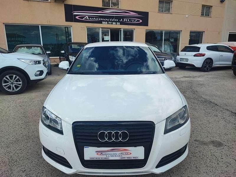 Blanco Usado 2009 Audi A3 S-Line Berlina | 9500 € (Un poco caro) - Imagen 1/4