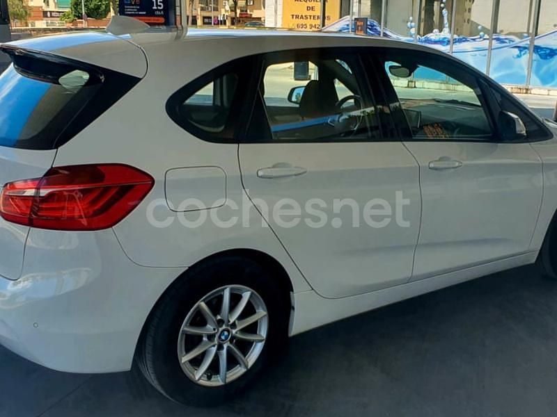 Usado BMW 216 Active Tourer Advantage 116 CV (85 kW) 2015 Blanco Monovolumen