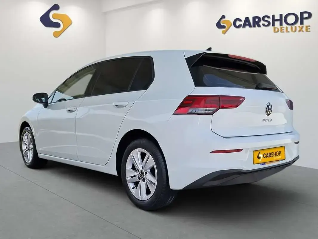 Usado VW Golf VIII Life 116 CV (85 kW) 2021 Blanco Utilitario