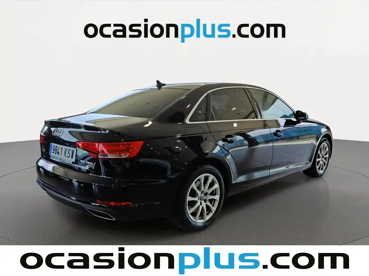 Usado Audi A4 Advanced Plus 150 CV (110 kW) 2019 Negro Berlina