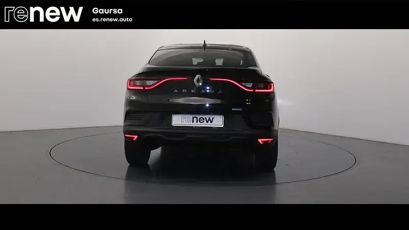 Usado Renault Arkana Zen 145 CV (106 kW) 2022 Negro SUV