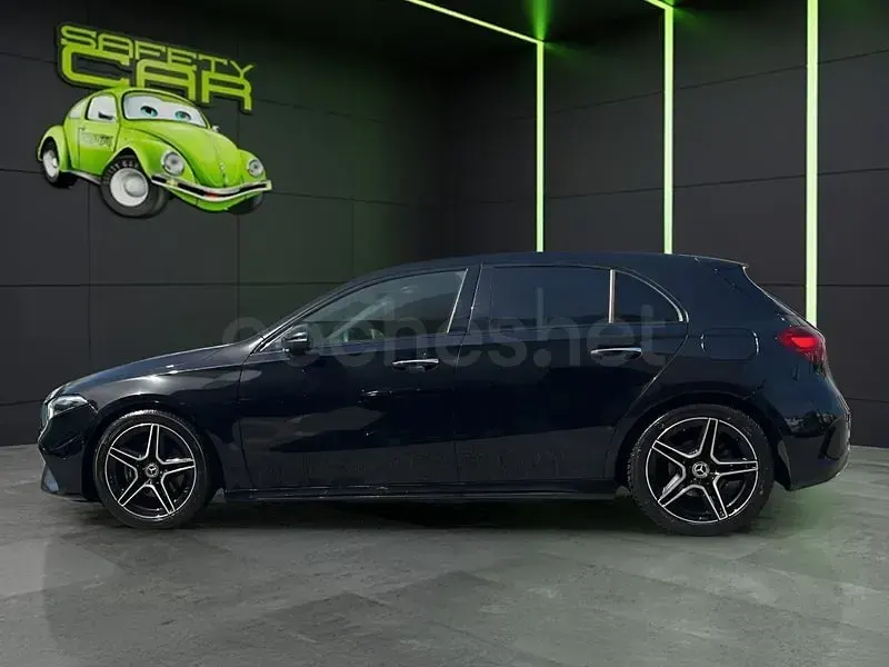 Usado Mercedes A200 150 CV (110 kW) 2023 Negro Berlina