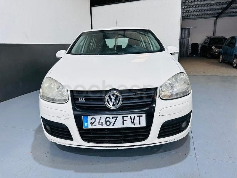 Usado VW Golf V Highline 140 CV (102 kW) 2007 Blanco Berlina