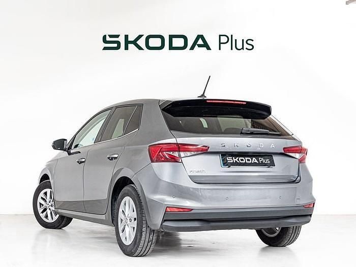 Gris Usado 2024 Skoda Fabia Selection | 16.200 € (Precio justo) - Imagen 1/4