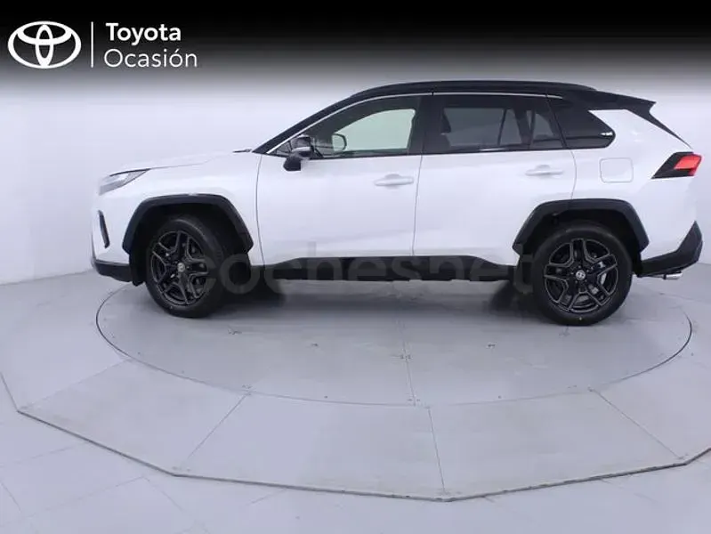 Usado Toyota RAV4 Hybrid Plus 222 CV (163 kW) 2025 Blanco SUV