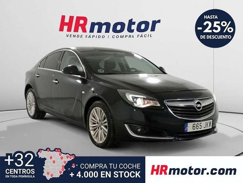 Usado Opel Insignia Excellence 163 HP (119 kW) 2015 Preto Sedan