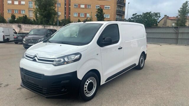 Blanco Usado 2019 Citroën Jumpy Monovolumen | 9550 € - Imagen 1/4