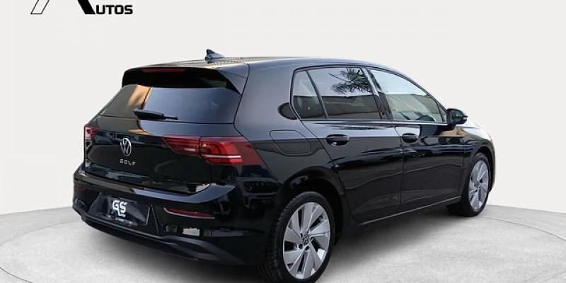 Usado VW Golf VIII 116 CV (85 kW) 2025 Negro