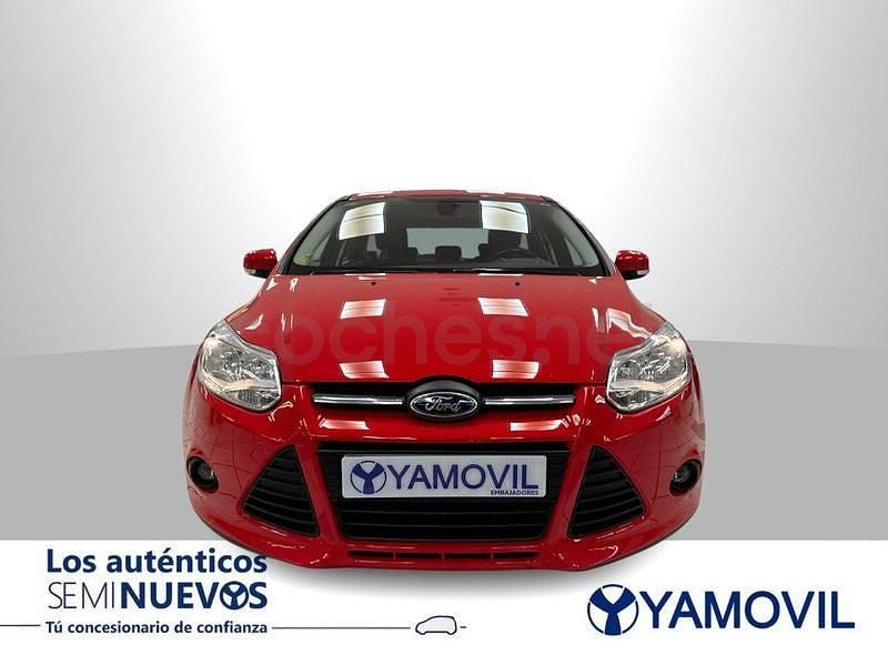 Usado Ford Focus Trend 95 CV (69 kW) 2014 Rojo Utilitario