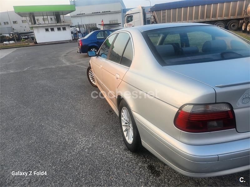 Usado BMW 530 193 CV (141 kW) 2002 Gris / plata Berlina