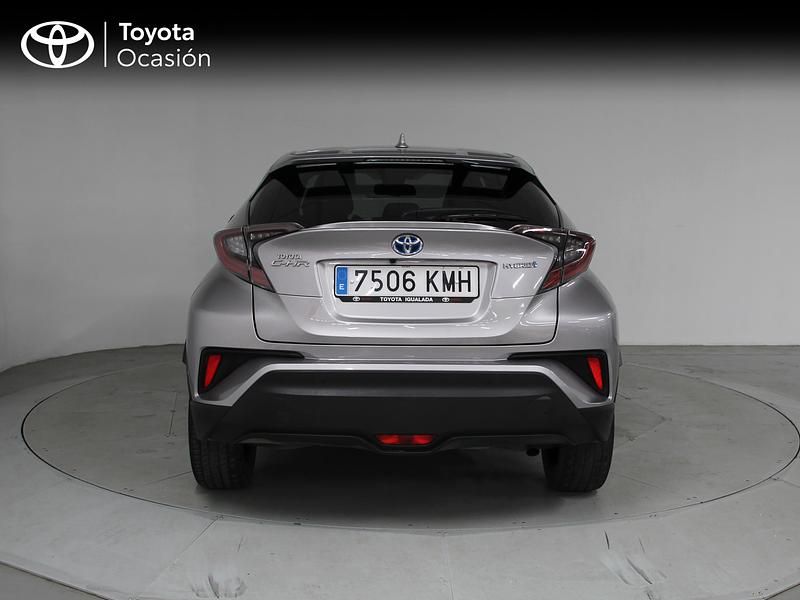 Usado Toyota C-HR Advance 122 CV (89 kW) 2018 Gris SUV