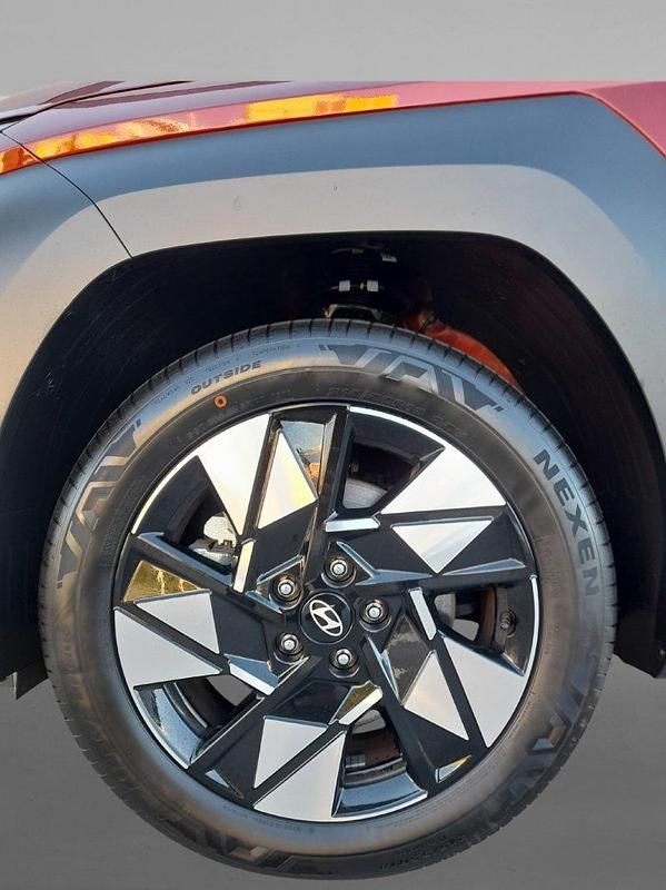 Usado Hyundai Kona Blackline 129 CV (94 kW) 2025 Rojo ultimate (techo negro) SUV