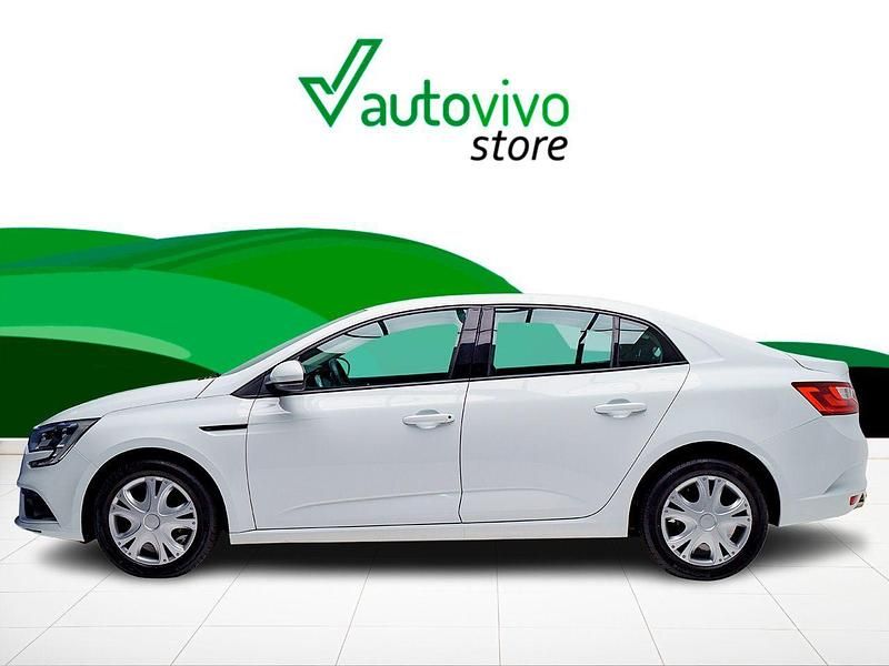 Usado Renault Mégane IV Business 116 CV (85 kW) 2019 Blanco Berlina