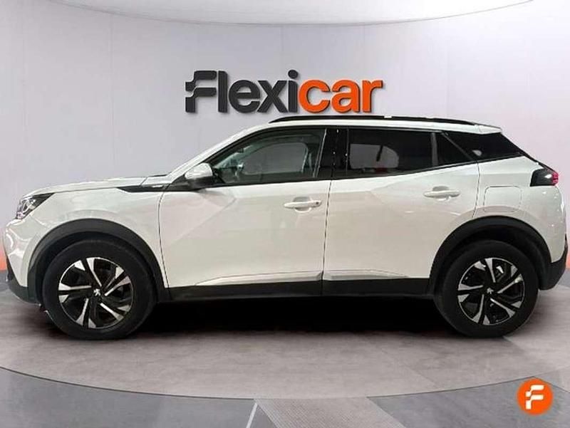 Usado Peugeot 2008 Allure 131 CV (96 kW) 2021 Blanco SUV