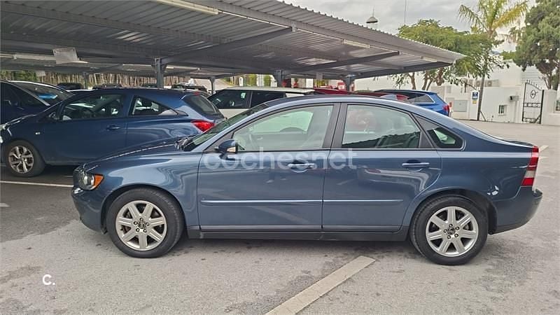 Usado Volvo S40 Summum 140 CV (102 kW) 2006 Azul Berlina
