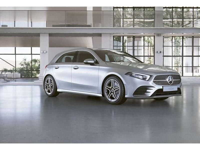 Usado Mercedes A220 219 CV (161 kW) 2022 Gris Berlina