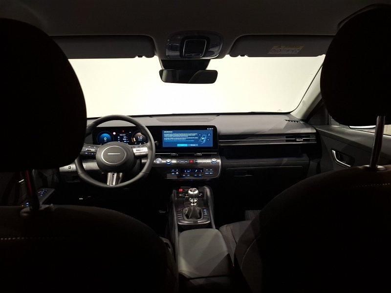 Usado Hyundai Kona 100 CV (73 kW) 2025 Blanco atlas SUV