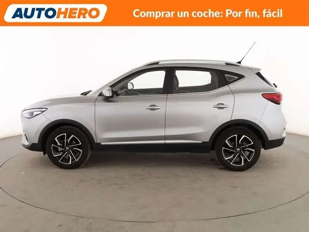 Usado MG ZS Luxury 111 CV (81 kW) 2024 Gris SUV