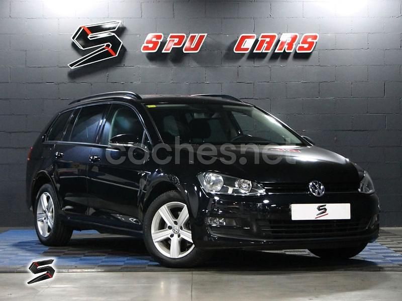 Negro Usado 2014 VW Golf VII Familiar | 11.350 € (Precio justo) - Imagen 1/4