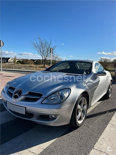 Usado Mercedes SLK200 163 CV (119 kW) 2007 Gris / plata Descapotable