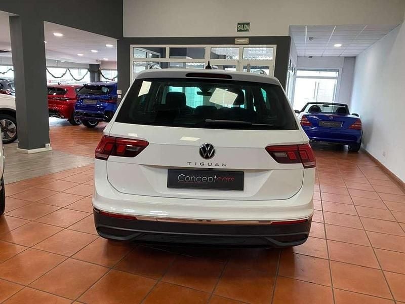 Usado VW Tiguan Life 150 HP (110 kW) 2021 Branco SUV