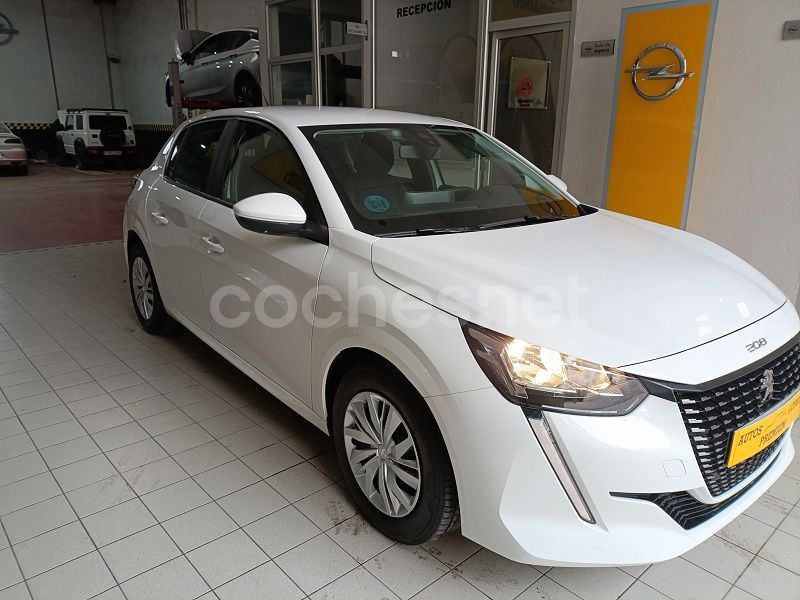 Blanco Usado 2021 Peugeot 208 Active Utilitario | 12.250 € (Precio justo) - Imagen 1/4