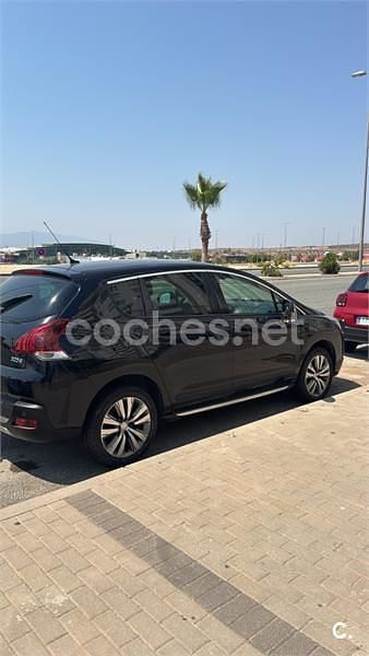 Negro Usado 2016 Peugeot 3008 Crossway Berlina | 9990 € (Buen precio) - Imagen 1/1