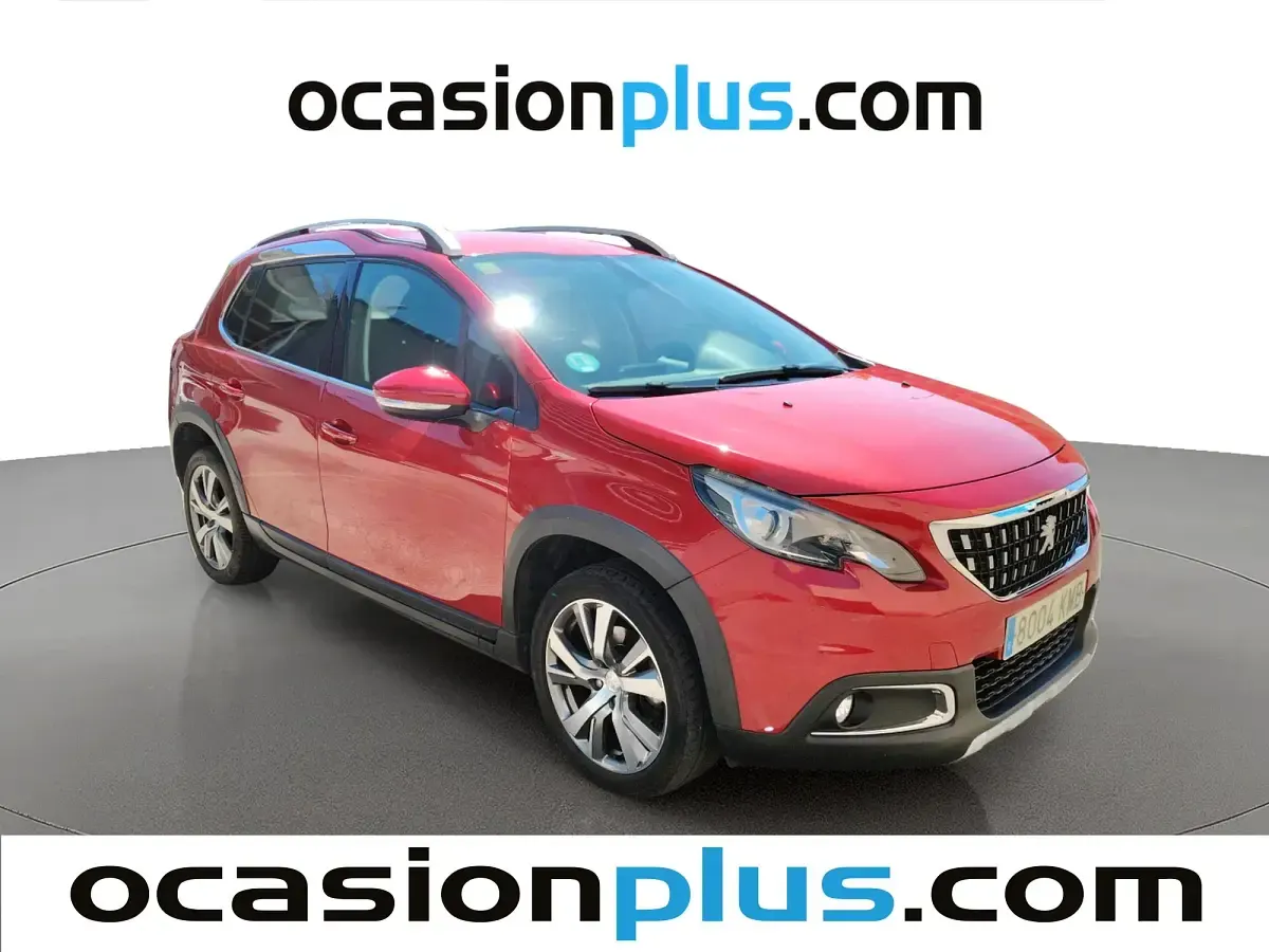 Usado Peugeot 2008 Allure 110 CV (80 kW) 2018 Rojo SUV