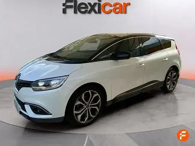 Usado Renault Scénic Zen 140 CV (102 kW) 2018 Blanco