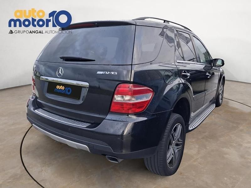 Usado Mercedes ML280 190 CV (139 kW) 2007 Negro SUV