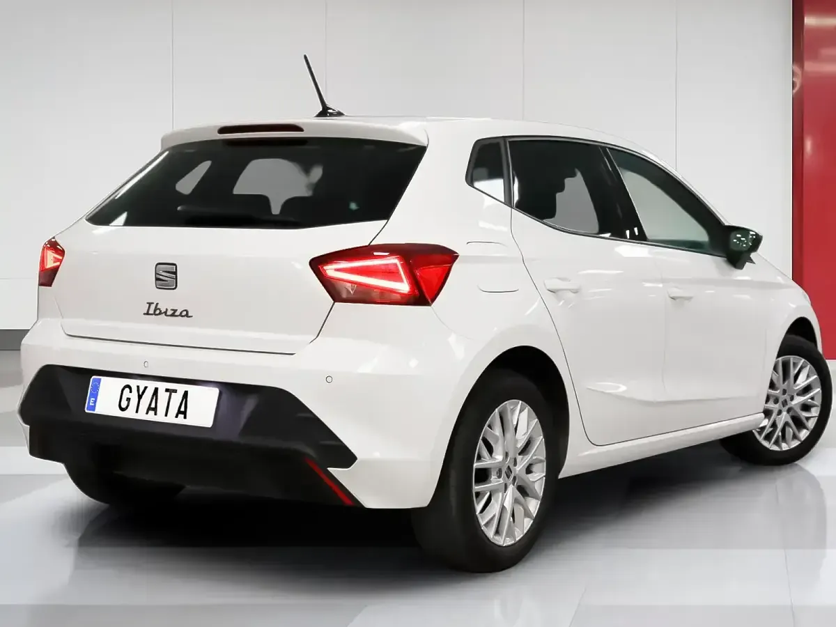 Nuevo Seat Ibiza Style 80 CV (58 kW) 2026 Blanco Utilitario