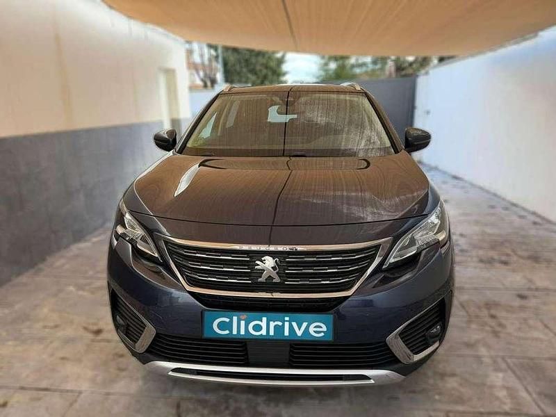 Usado Peugeot 5008 Allure 120 CV (88 kW) 2017 Azul SUV