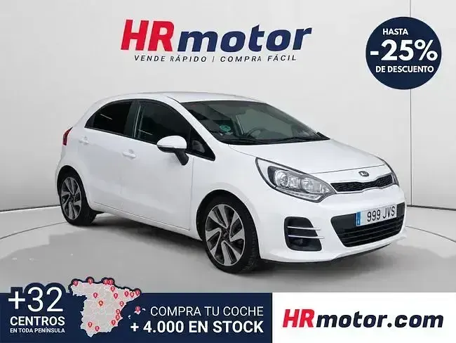 Käytetty Kia Rio 84 HP (61 kW) 2016 Valkoinen Viistoperä