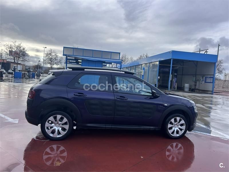 Usado Citroën C4 Feel 82 CV (60 kW) 2017 Gris / plata Berlina